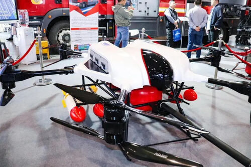 नवीनतम कंपनी समाचार के बारे में हार्डकोर संशोधन! भारी कर्तव्य MYUAV अग्निशमन और बचाव यूएवी, 150 किलो भार, 500 मीटर अधिकतम उड़ान ऊंचाई, उड़ान के 60 मिनट