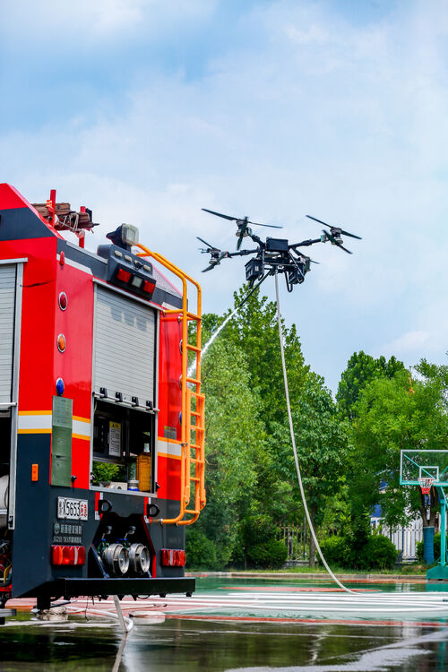नवीनतम कंपनी समाचार के बारे में MYUAV FC100 टेडर्ड ड्रोन के "ऊर्जा हृदय" का अनावरण